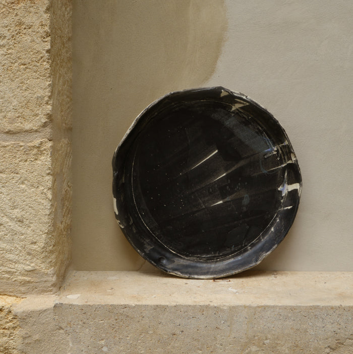 Grand plat en porcelaine