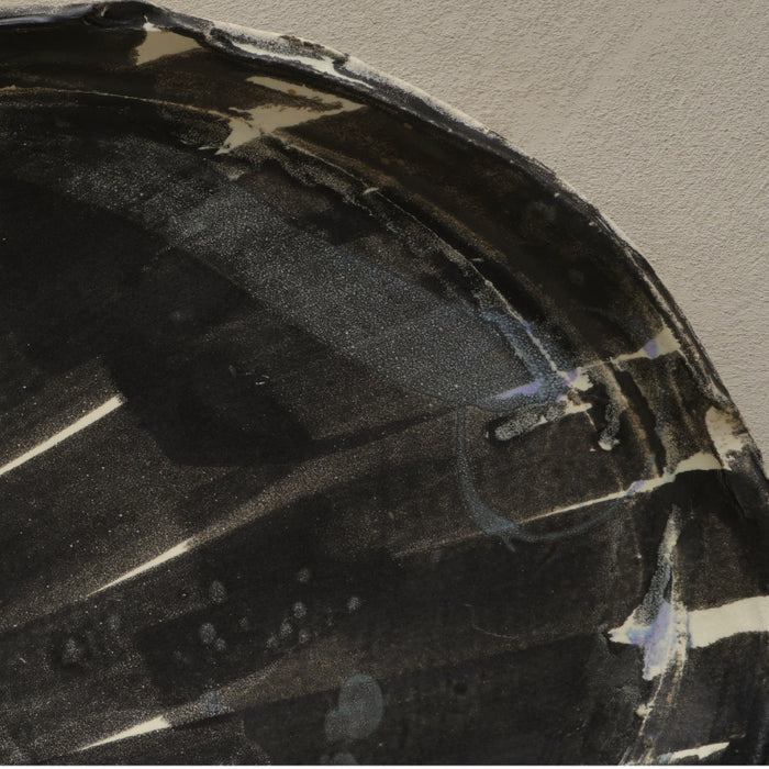 Grand plat en porcelaine