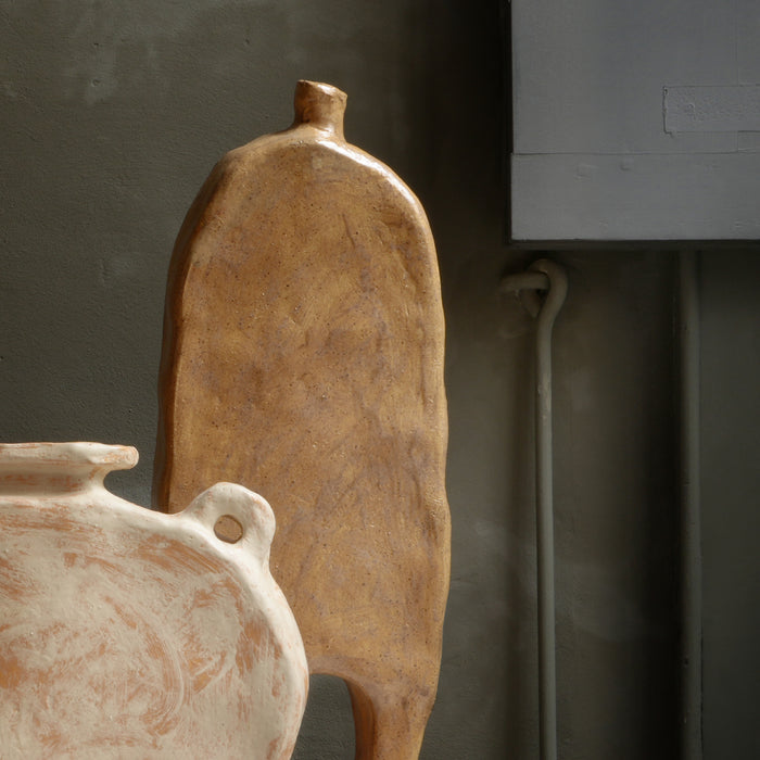 Vase plat en céramique