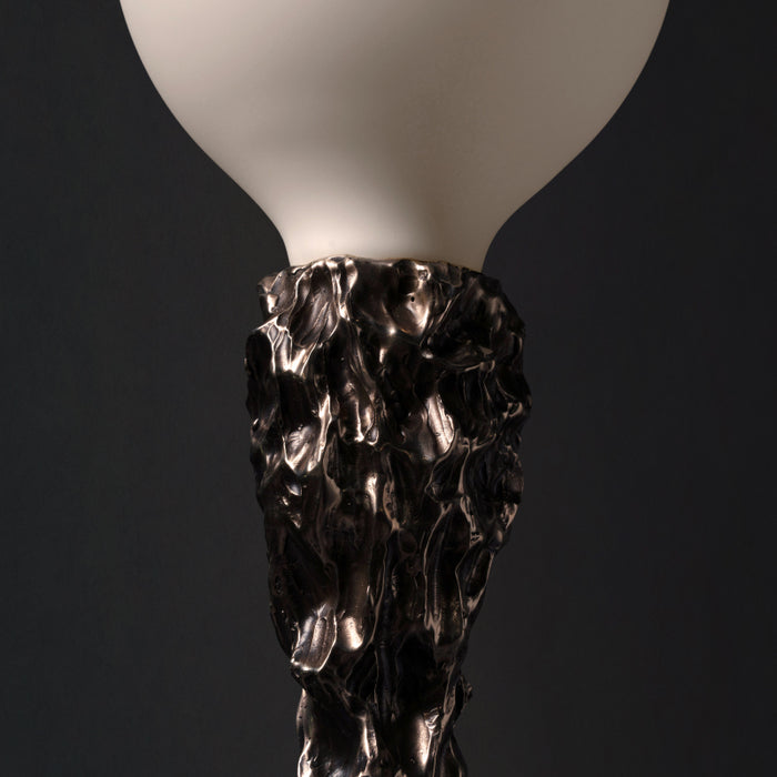 Sweet Thing Tall / William Guillon