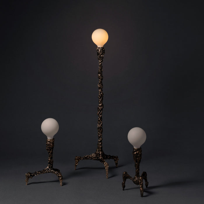 Sweet Thing Tall / William Guillon